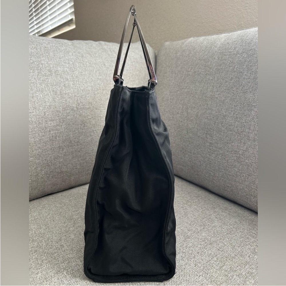 Gucci Nylon black bag with Gunmetal Silver handles 002-1025 200682 - Picture 12 of 16